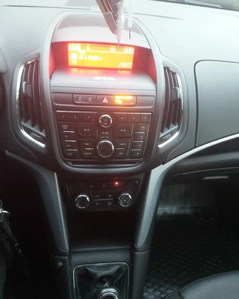 Opel Zafira cena 23400 przebieg: 289500, rok produkcji 2012 z Opatów małe 352